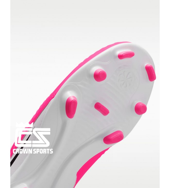 SOCCER BOOTS